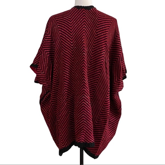 NEW LOFT Black Red Chevron Short Sleeve Cardigan Sweater One Size Cozy Knit - Picture 5 of 8
